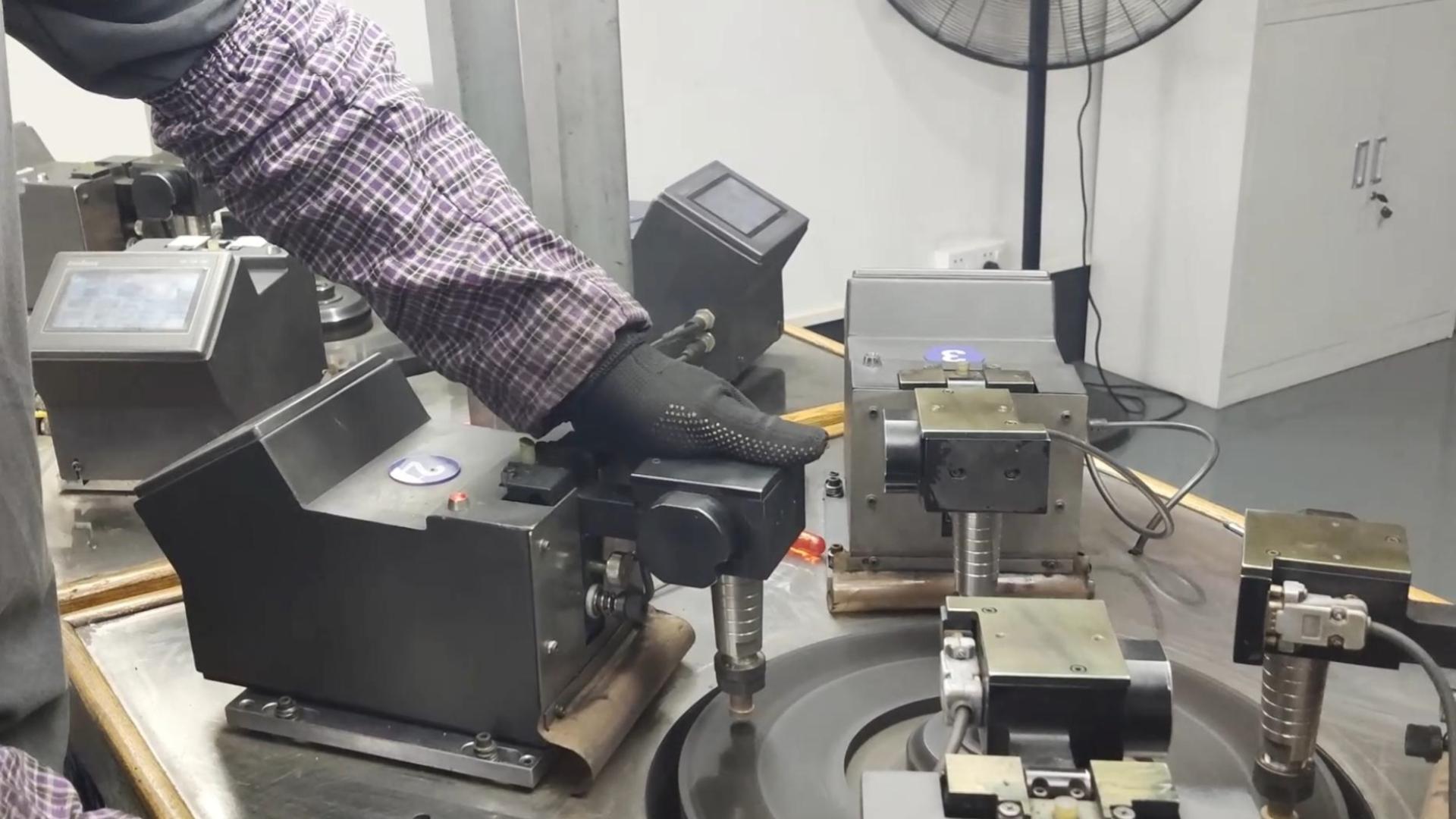 Yaoshi New Material's daily work(12)wafer grinding